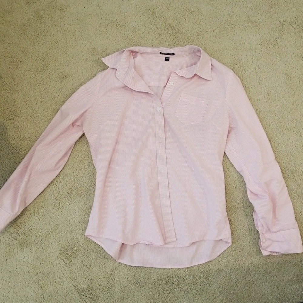 Gap Button Up Shirt